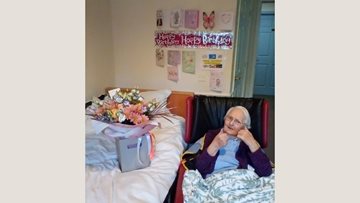 Stockport care home Resident celebrates 92nd birthday